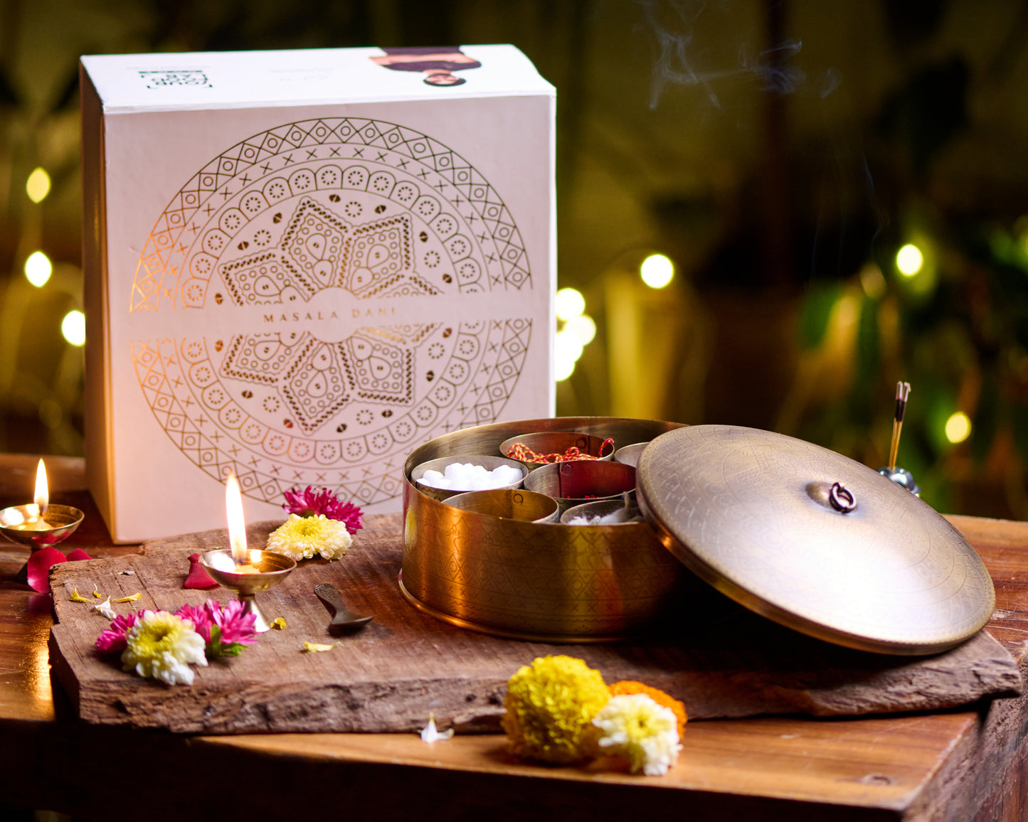 YFL home Brass Masala Dani